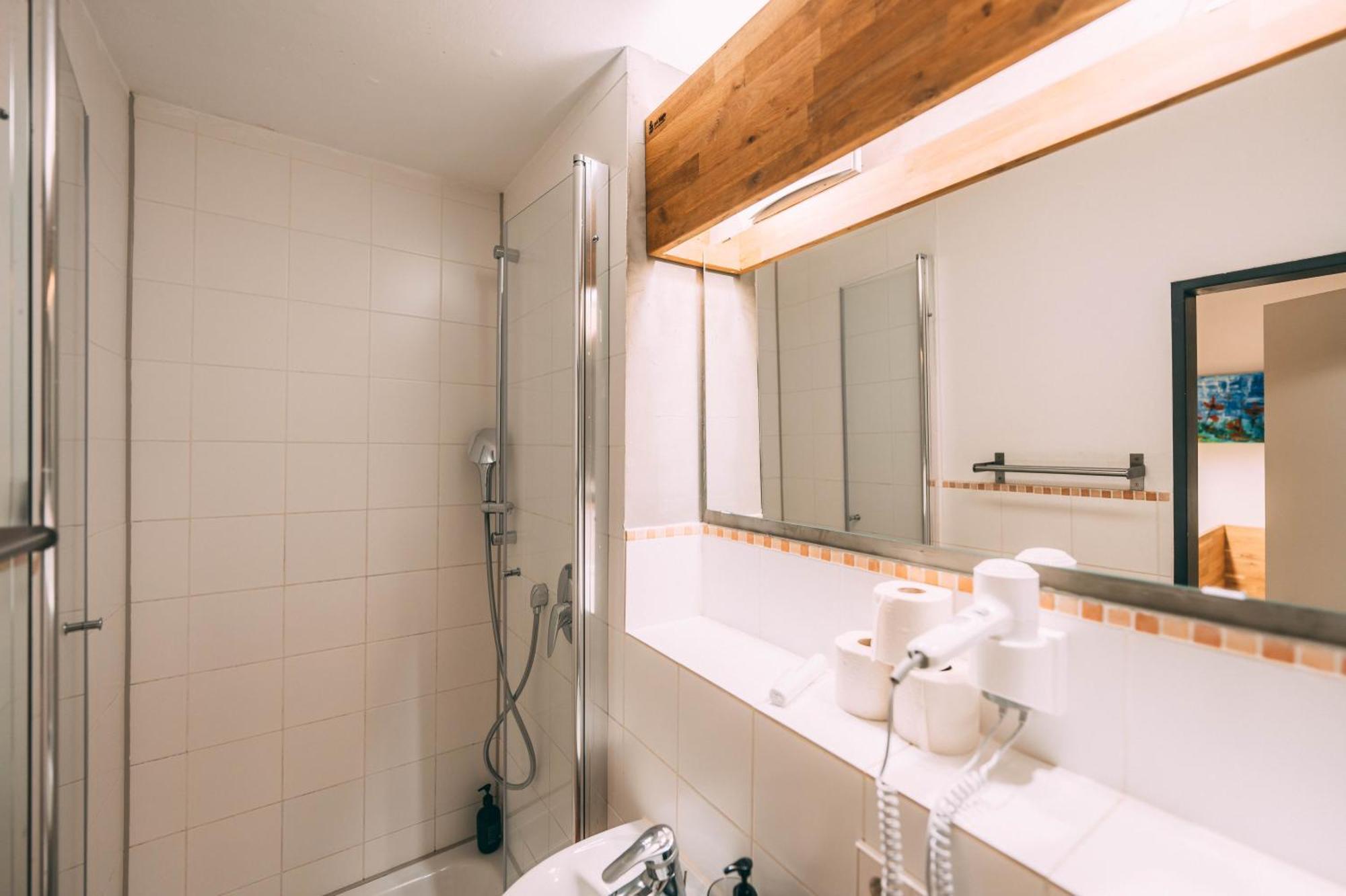 Gut Huegle Jugendzimmer Ravensburg Bagian luar foto